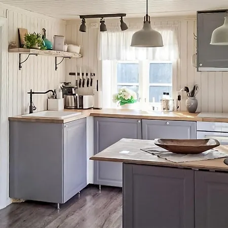Semesterbostad Lovely In With House A Panoramic View *